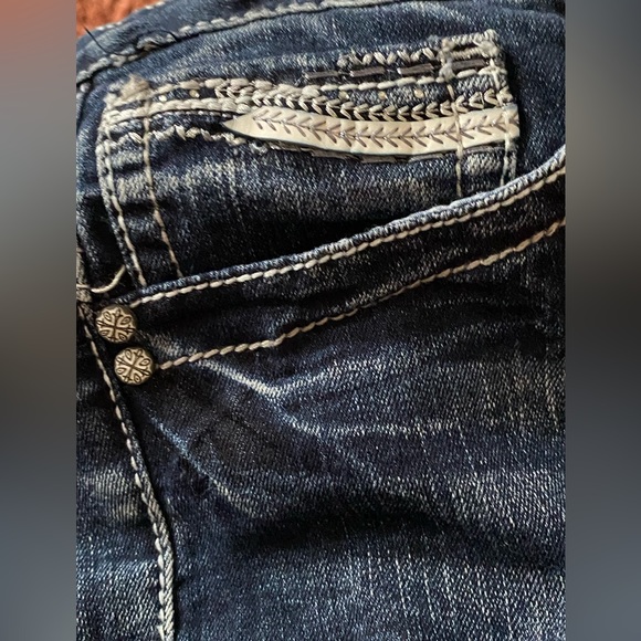 NWT Rhythm in Blues Jeans Capris Dark Blue Wash “Hourglass Slimmer” Size 16 - Picture 4 of 12